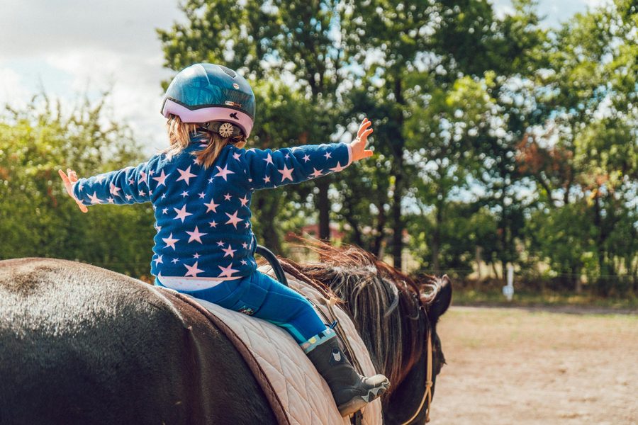 Camps de vacances enfants Genève — Wonder Garden Family